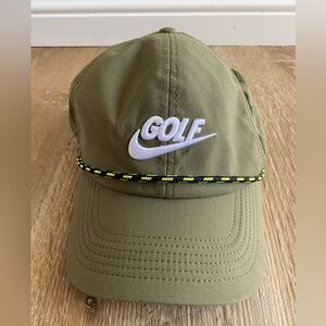 Nike Golf Classic99 Rope Performance
Adjustable Hat - Olive